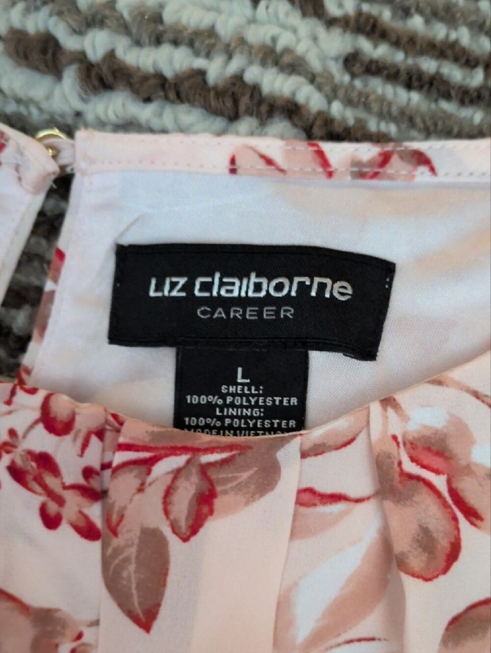 Liz Claiborne Pink and Red Floral Sleeveless Top - Picture 2 of 11